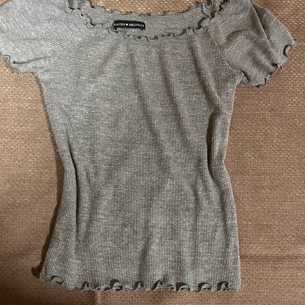 Brandy Melville Gray Short Sleeve Top